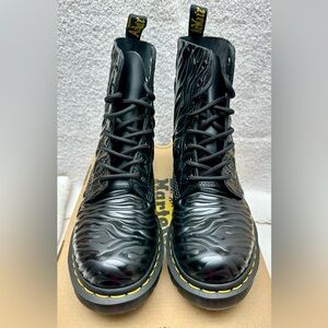 Dr Martens 1460 Pascal Zebra Gloss Boots-New In Box!